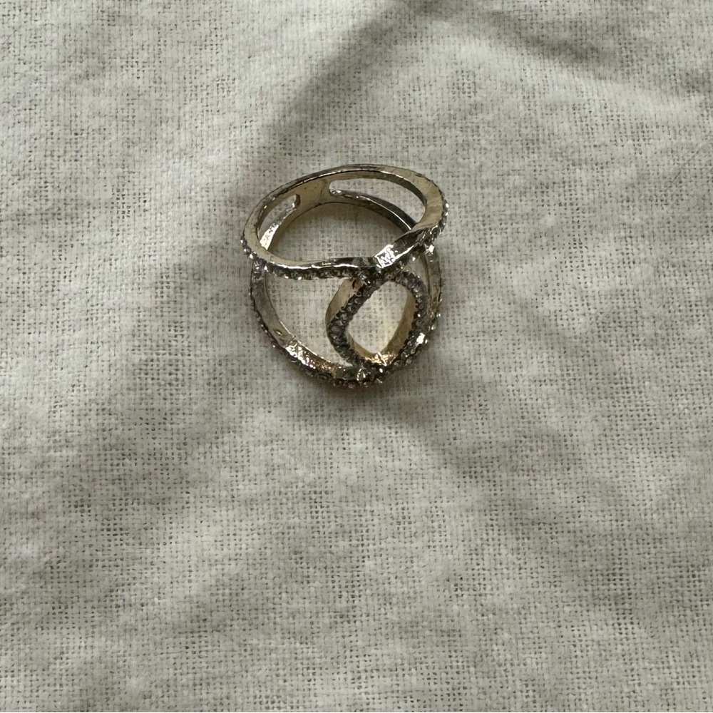 Silver and Gold Geometric Ring - Picture 6 of 7